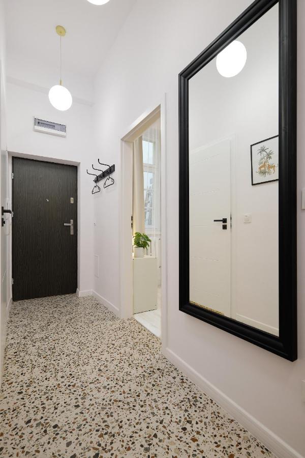 Plac Ratuszowy 50 - Old Town - 2 Sypialnie I Salon 옐레니아구라 외부 사진